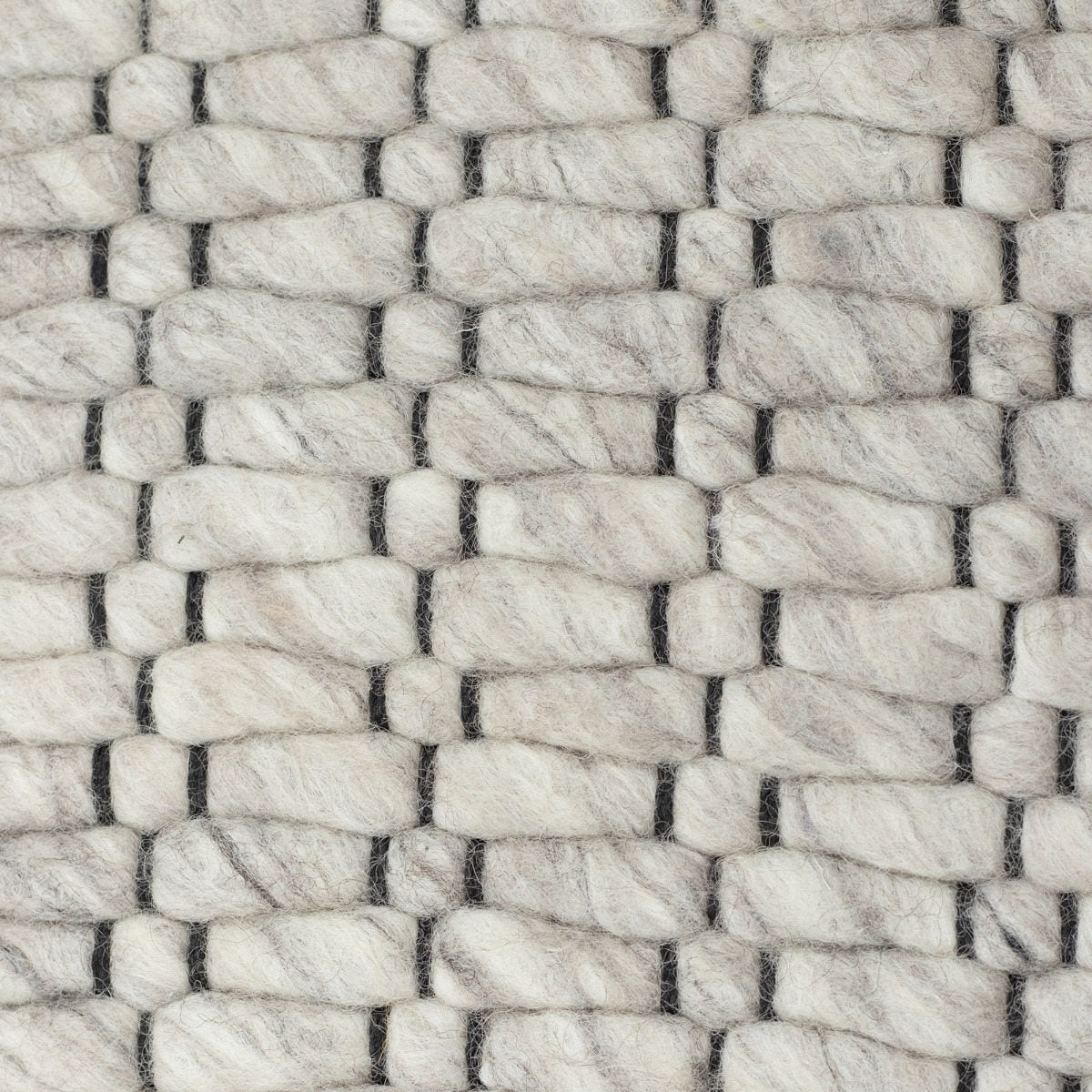 Brinker Carpets | San Remo Cloud White 815 | Carpet | Online Tapijten